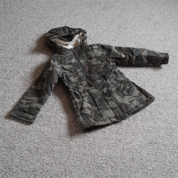 New Girls Heavyweight Cotton Faux Fur Lined Jacket - Picture 7 of 13